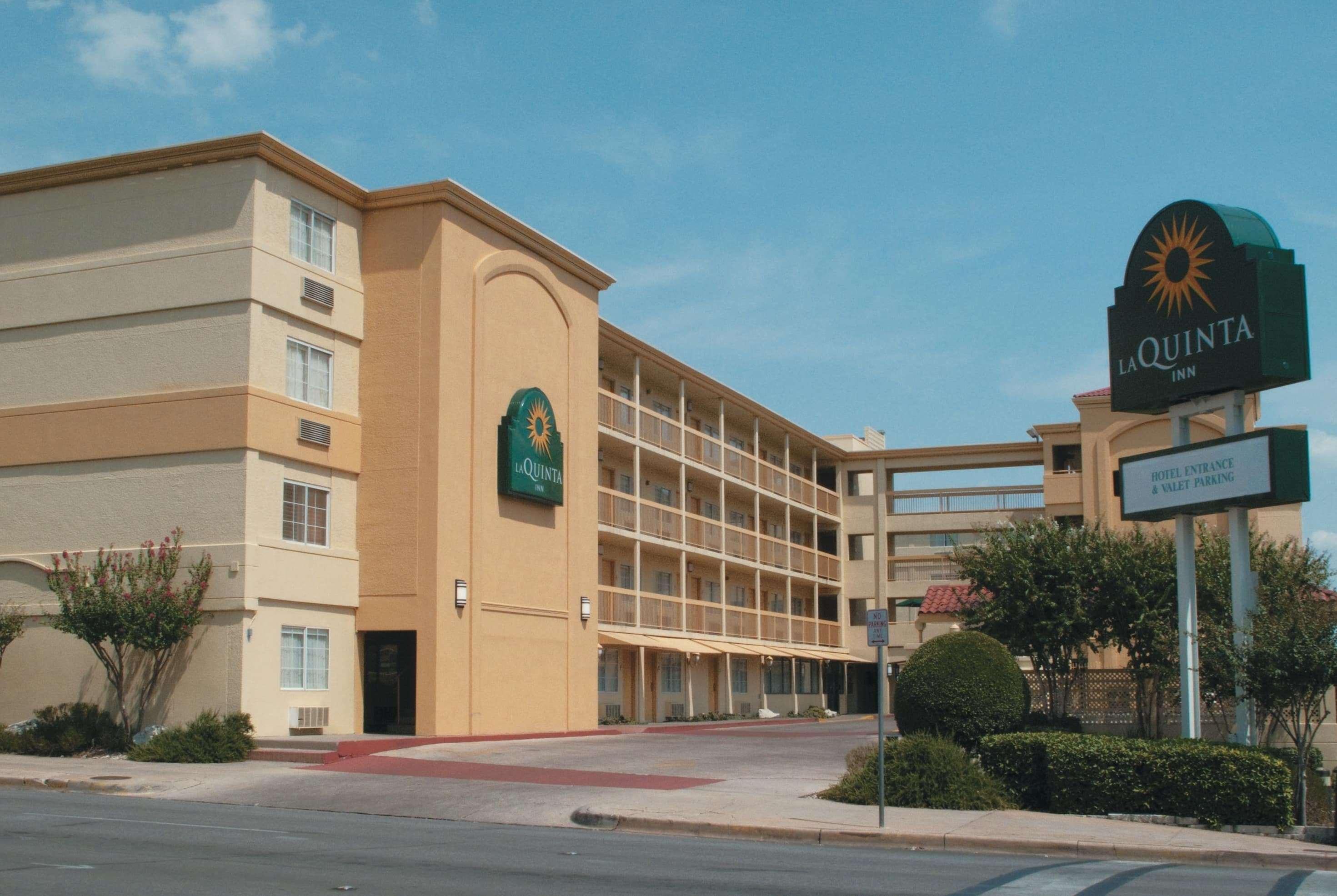 La Quinta Inn By Wyndham Austin Capitol / Downtown Exterior foto